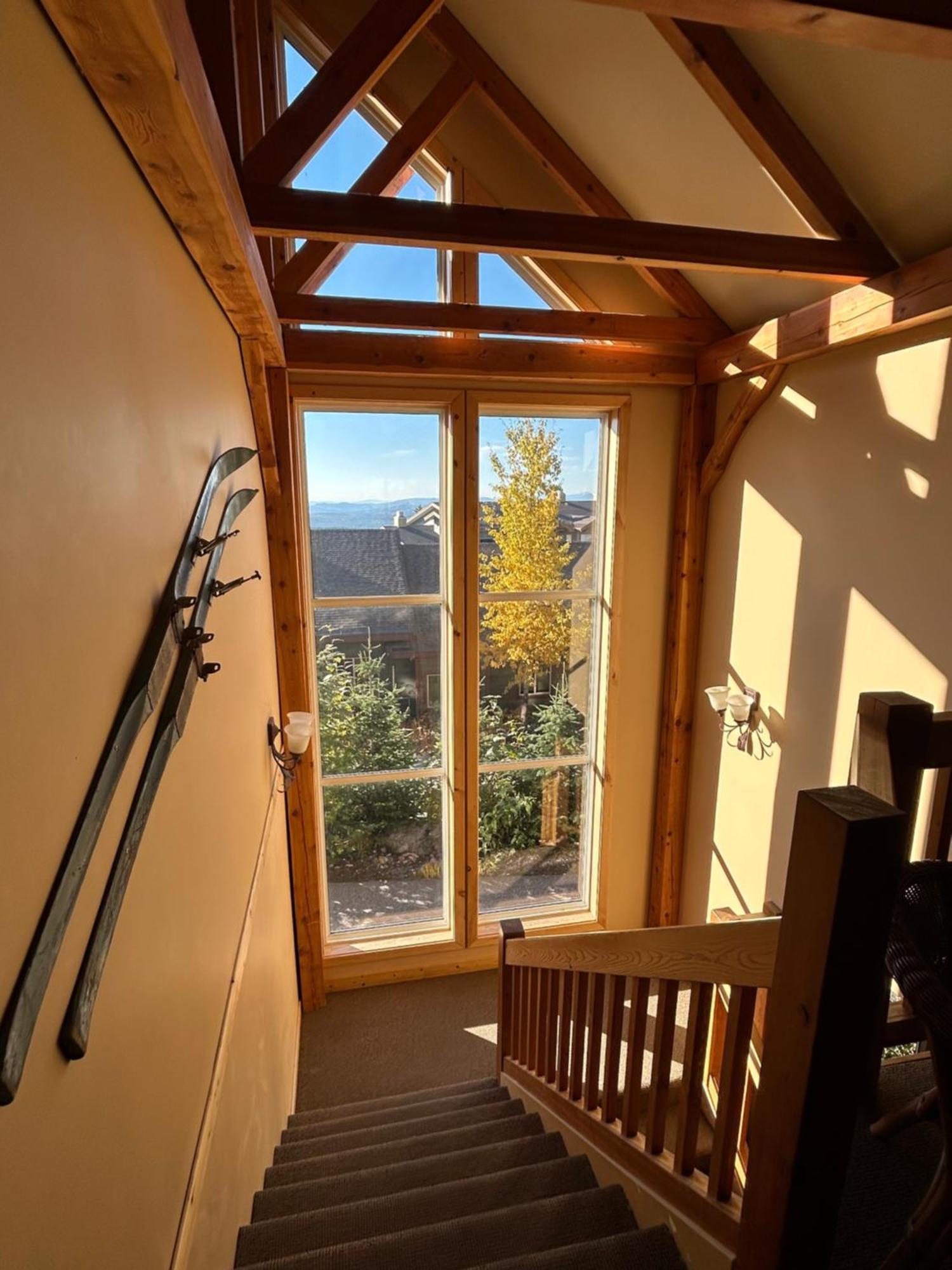 Big White 3 Bedroom 3 Bath Ski In Ski Out With Private Hot Tub מראה חיצוני תמונה
